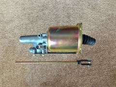 DZ9112230166,Clutch booster pump,濟南向前汽車配件有限公司