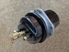 LG7118362002,Rear brake chamber,濟(jì)南向前汽車配件有限公司