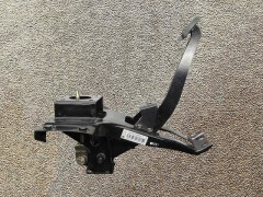 LG9700363002,brake pedal,濟(jì)南向前汽車配件有限公司